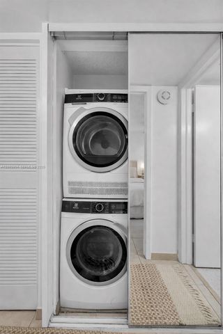 4000 NE 170th Street 200, North Miami Beach, FL 33160