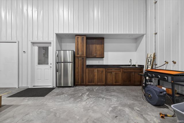 234 S 2Nd Street, Montgomery, IN 47558
