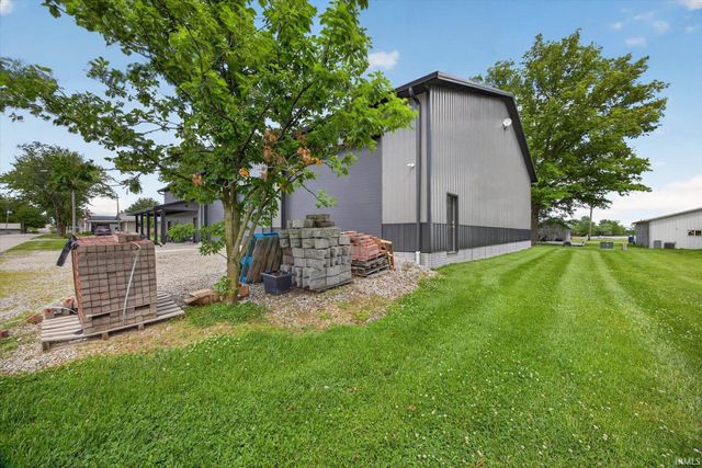 234 S 2Nd Street, Montgomery, IN 47558