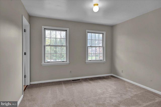 47 NORWAY LN, Lebanon, PA 17042