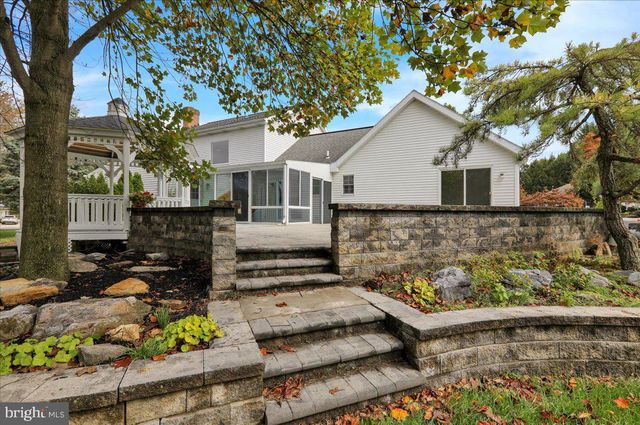 47 NORWAY LN, Lebanon, PA 17042