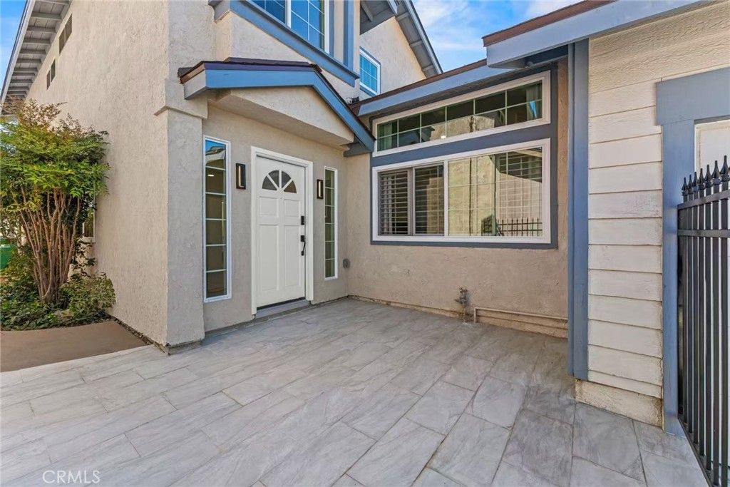9 Southampton, Irvine, CA 92620 — photo 4