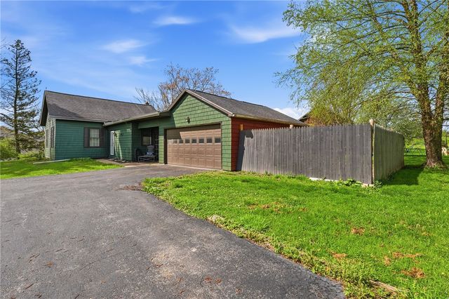 4294 Bethel New Wilmington Rd, Wilmington Twp, PA 16142