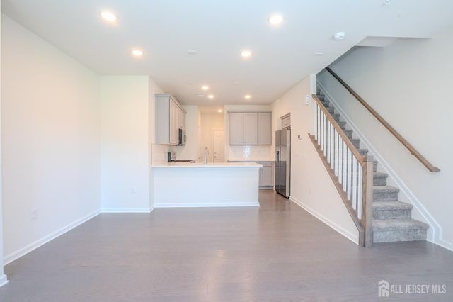 121 Jessie Place, New Brunswick, NJ 08901