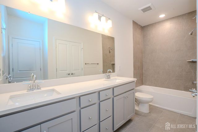 121 Jessie Place, New Brunswick, NJ 08901