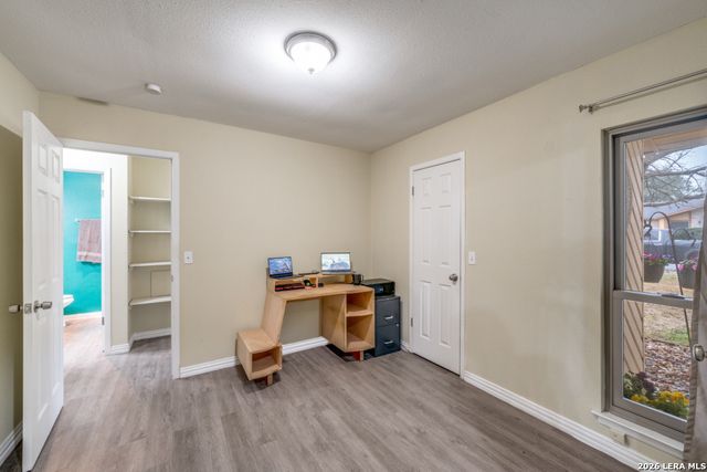 5931 Autumn, San Antonio, TX 78222