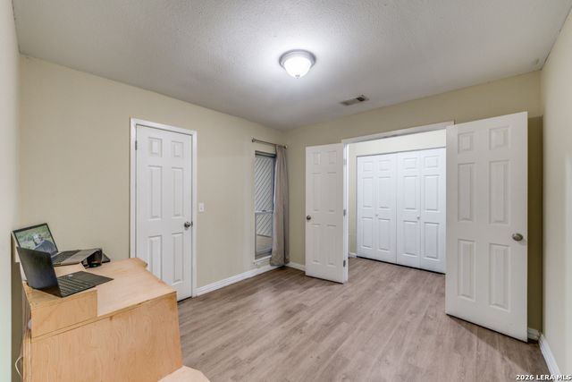 5931 Autumn, San Antonio, TX 78222