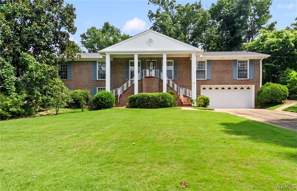 3130 Arcadia, Tuscaloosa, AL 35404