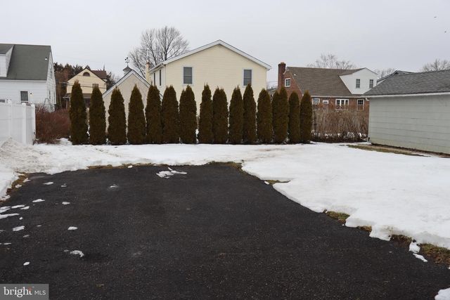 630 JACKSON AVE, Glenside, PA 19038