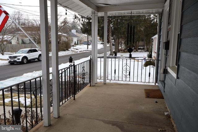 630 JACKSON AVE, Glenside, PA 19038