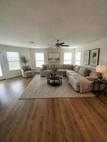 1322 Glendora Drive, Rosharon, TX 77583