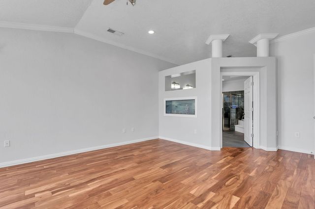 1001 Pinzon Street NW, Los Lunas, NM 87031