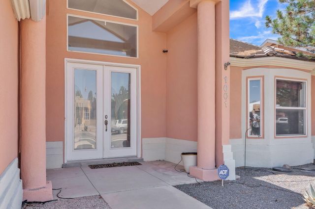 1001 Pinzon Street NW, Los Lunas, NM 87031