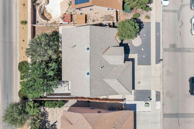 1001 Pinzon Street NW, Los Lunas, NM 87031