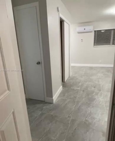 3771 SW 1st St 5, Fort Lauderdale, FL 33312