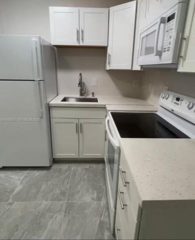 3771 SW 1st St 5, Fort Lauderdale, FL 33312