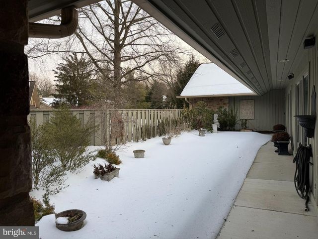 1062 BROADMOOR RD, Bryn Mawr, PA 19010