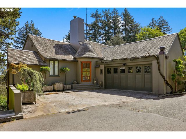 2643 Sw BUENA VISTA Dr, Portland, OR 97201