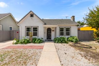942 McIlvaine, San Antonio, TX 78201