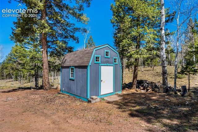 417 Beaver Creek Drive, Florissant, CO 80816
