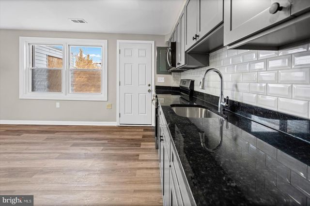 1335 MANTLE ST, Parkville, MD 21234