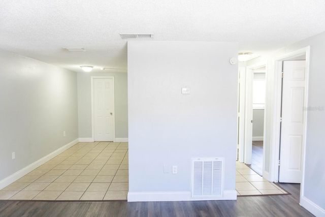 907 34TH AVENUE W B, Bradenton, FL 34205