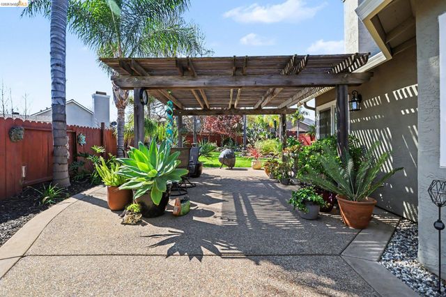 101 Concannon Court, Oakley, CA 94561