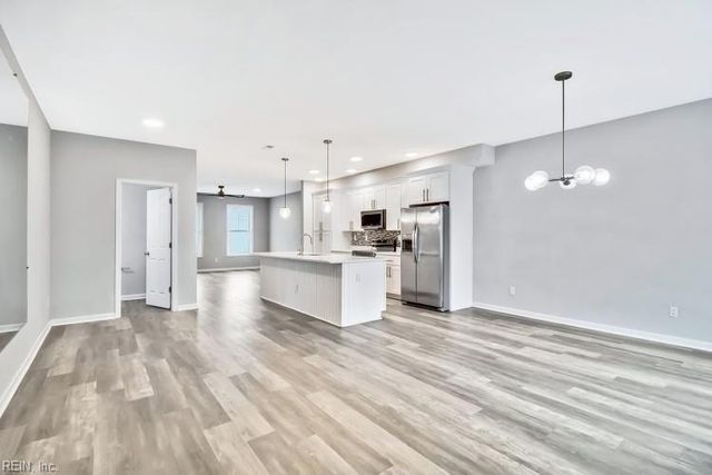 8210 Tidewater DR, Norfolk, VA 23505