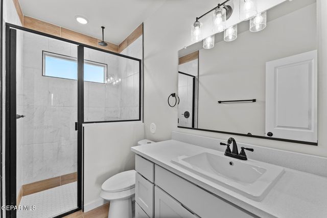 233 RANCHO VIEJO Drive, El Paso, TX 79927