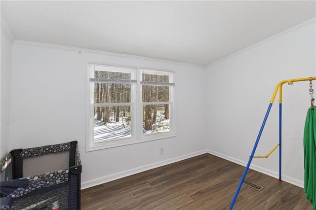 340 Osprey RD, Cardinal, VA 23025