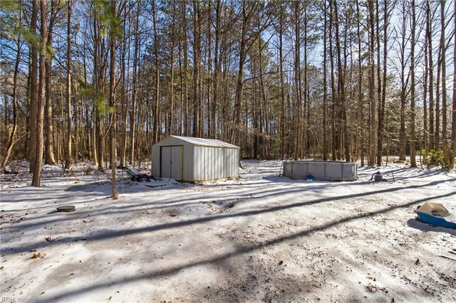 340 Osprey RD, Cardinal, VA 23025