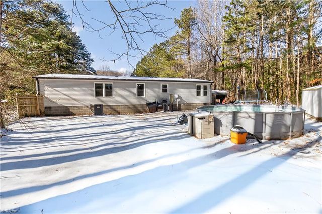 340 Osprey RD, Cardinal, VA 23025