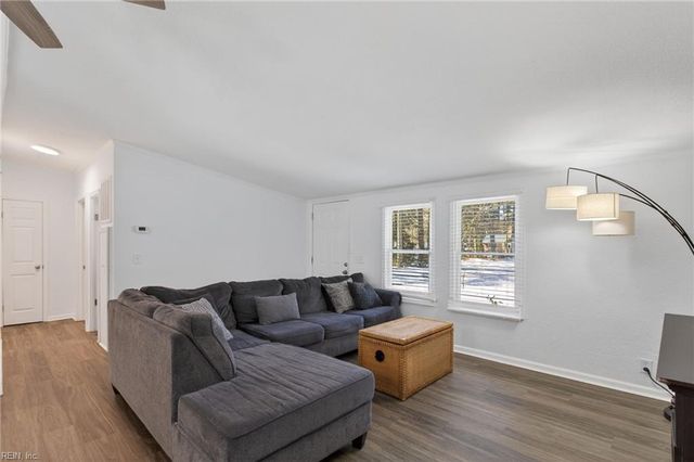 340 Osprey RD, Cardinal, VA 23025