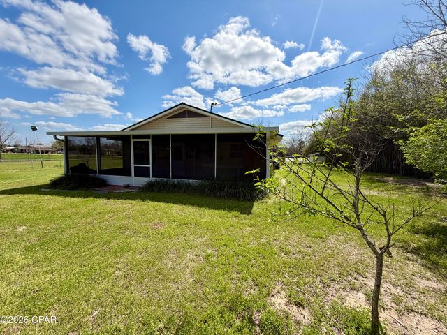 5352 Rocky Creek Road, Marianna, FL 32448