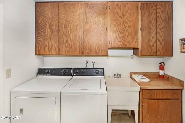 4604 E CRESCENT Avenue, Mesa, AZ 85206