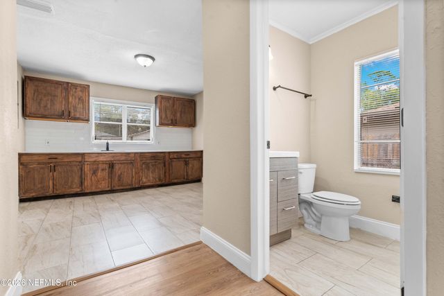 2075 W 13TH Street, Jacksonville, FL 32209