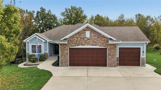 12815 Hubbard Road, Kansas City, KS 66109
