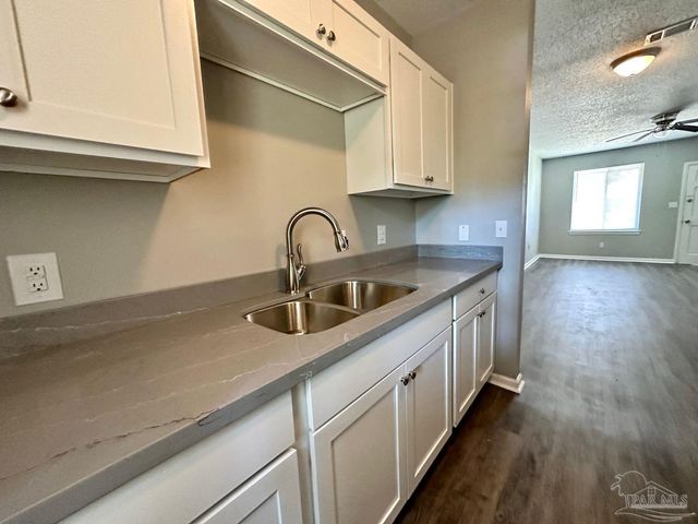 1103 W La Rua St A, Pensacola, FL 32501