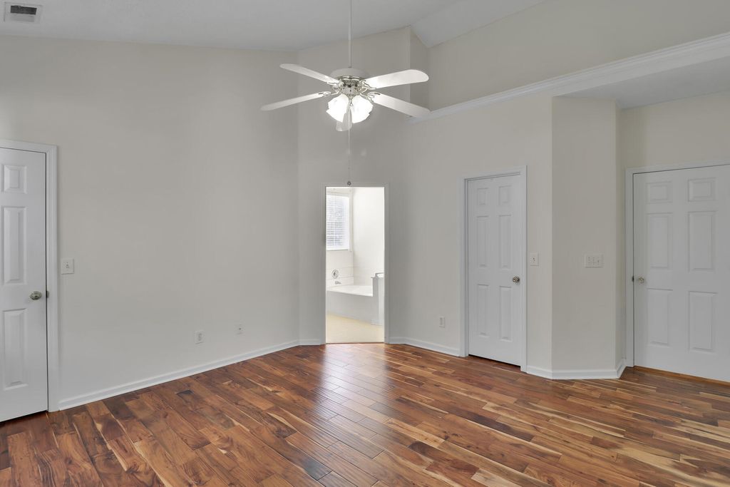 Image 19 of property listing at 434 S Piazza Court, Mount Pleasant, SC 29464