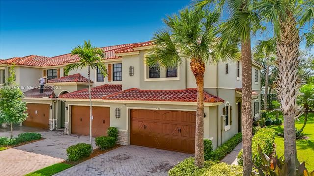 7266 NW 108th Way, Parkland, FL 33076