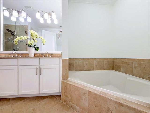 7266 NW 108th Way, Parkland, FL 33076