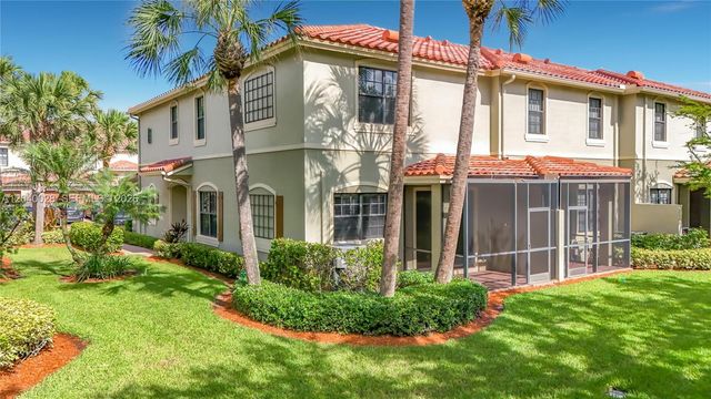 7266 NW 108th Way, Parkland, FL 33076