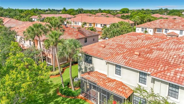 7266 NW 108th Way, Parkland, FL 33076