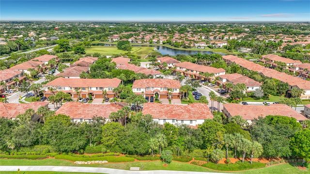 7266 NW 108th Way, Parkland, FL 33076