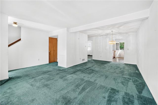 168 Springhouse Road, Allentown City, PA 18104