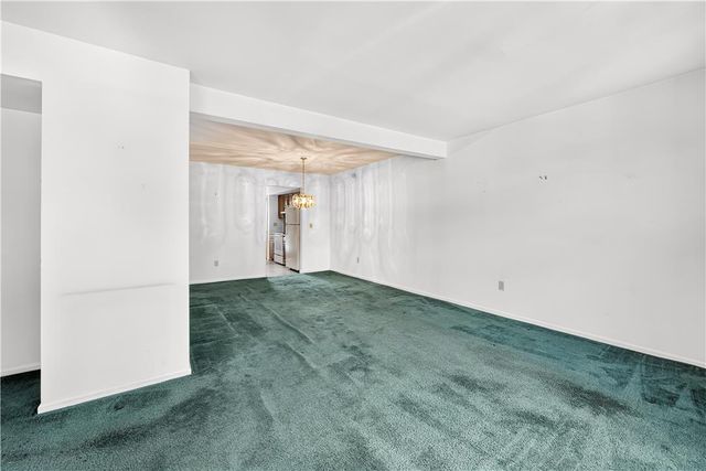 168 Springhouse Road, Allentown City, PA 18104