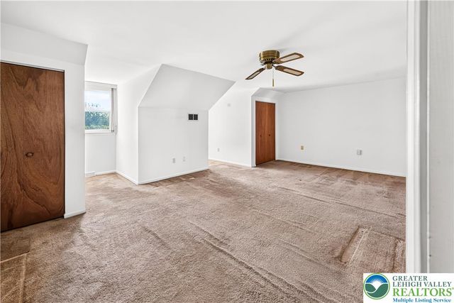 168 Springhouse Road, Allentown City, PA 18104