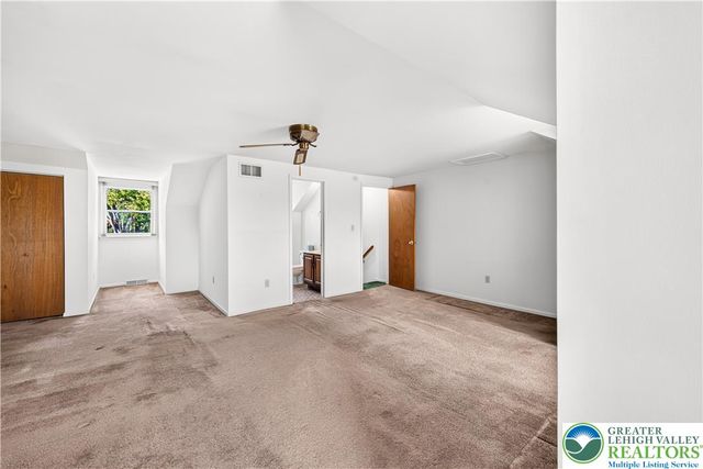 168 Springhouse Road, Allentown City, PA 18104