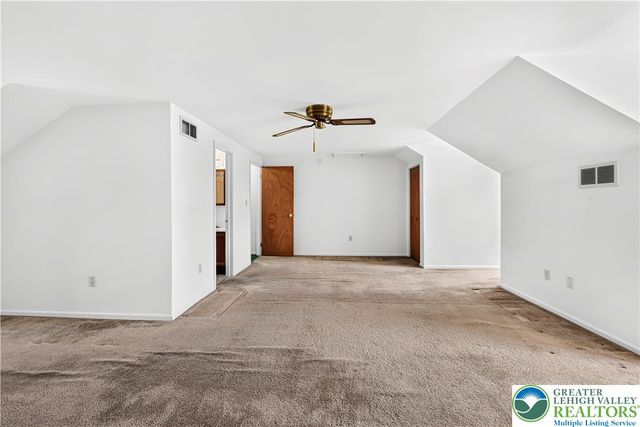168 Springhouse Road, Allentown City, PA 18104