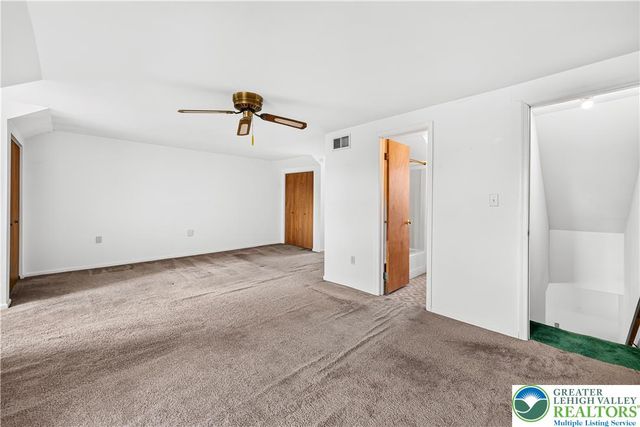 168 Springhouse Road, Allentown City, PA 18104